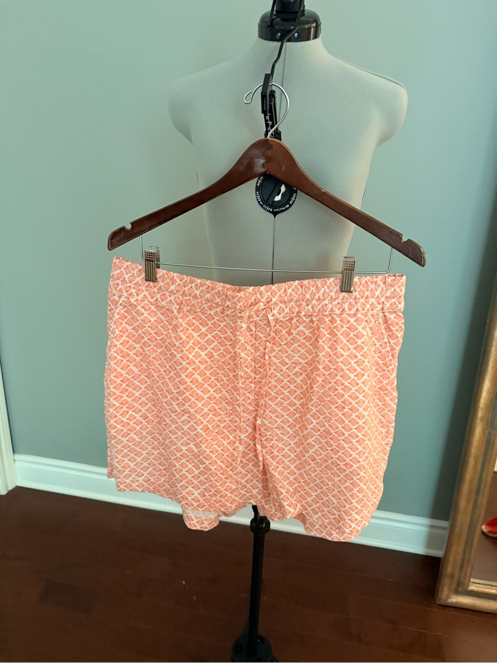Tommy Bahama Peach Lattice Pull-On Linen Shorts